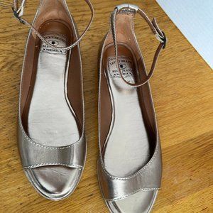 LUCKY BRAND | Open Toe Flats w/Ankle Strap | Sz 8.5